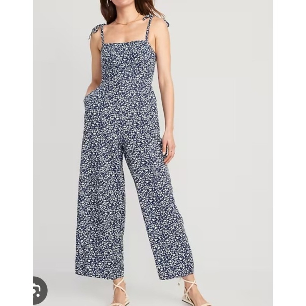 Old Navy Women SZ S linen blend navy white ditsy print Jumpsuit wide leg pockets